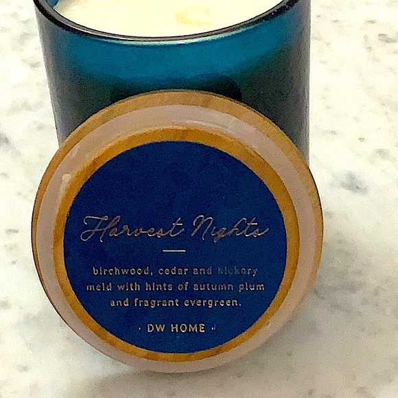 DW HOME CANDLES HARVEST NIGHTS 9.3oz 1 WICK HICKORY BIRCHWOOD RICHLY SCENTED NEW - Picture 3 of 4